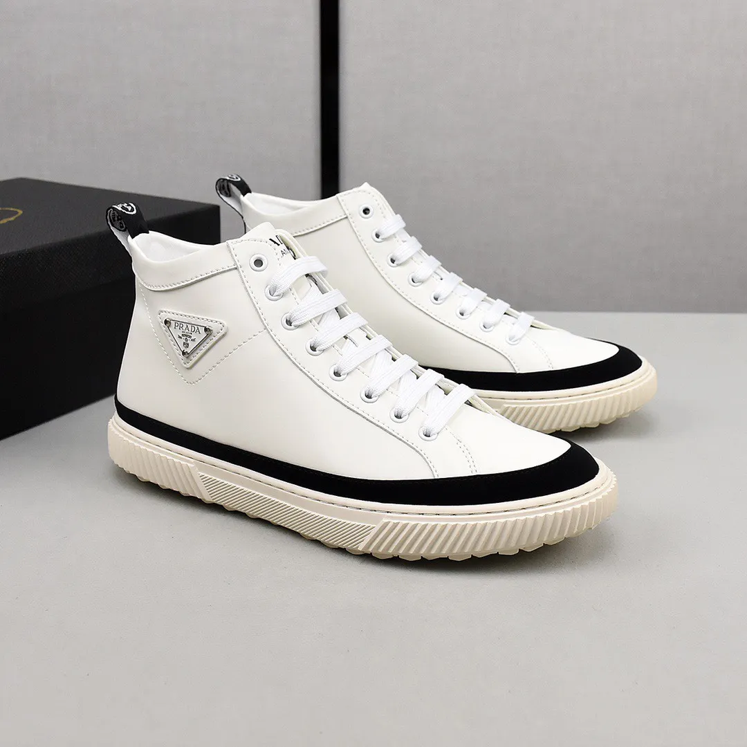 PRADA [Prada] high-top sports and casual shoes. Men's shoes 💰440💰. The upper is made of cowhide, sheepskin lining, rubber outsole, comfortable on the feet, men's size 38-44, choose according to your usual wearing size.